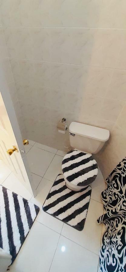 Spring Palm Estate Apartment St Mary Luaran gambar